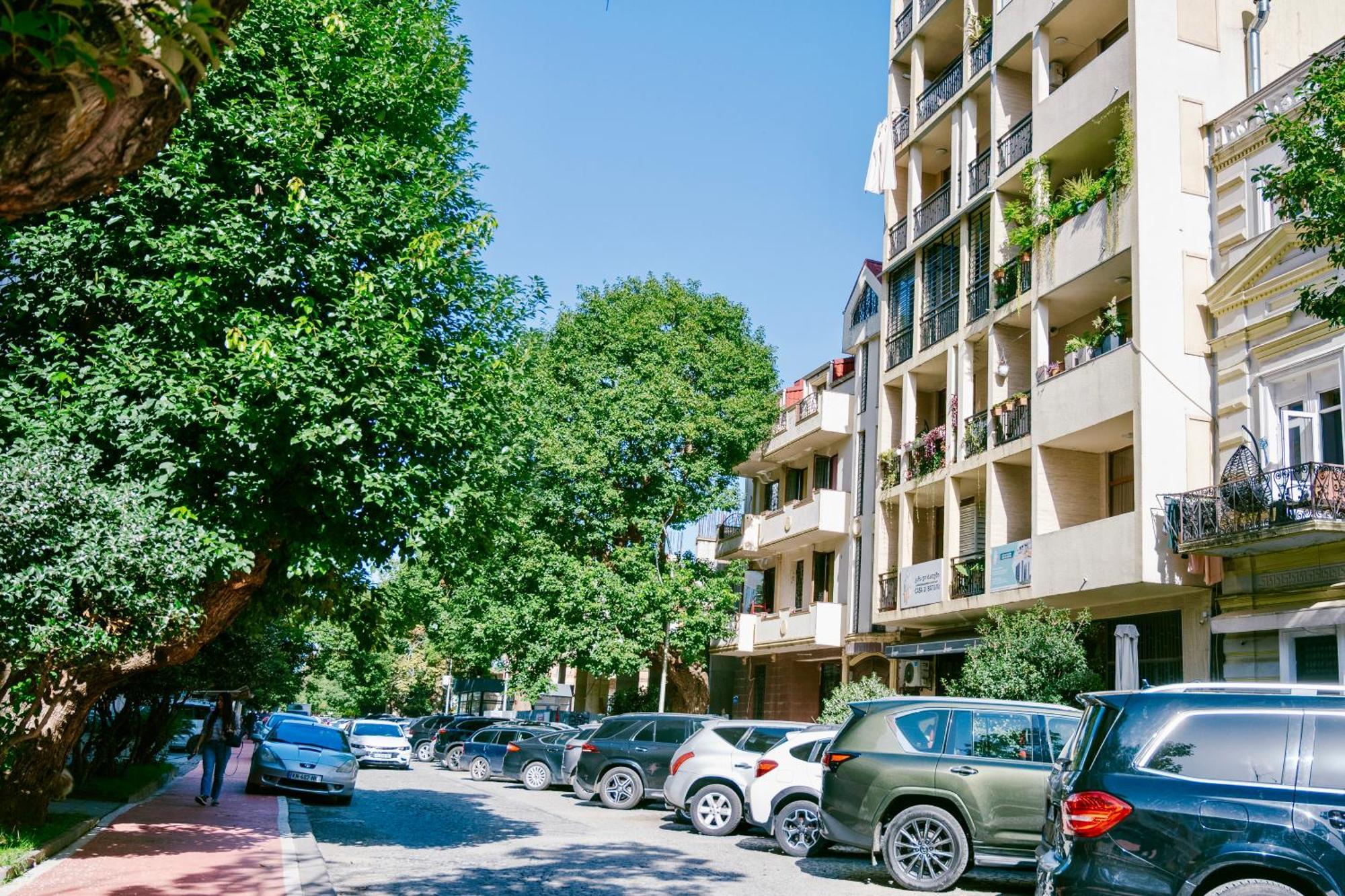 Ekaterine'S Apartments Μπατούμι Δωμάτιο φωτογραφία