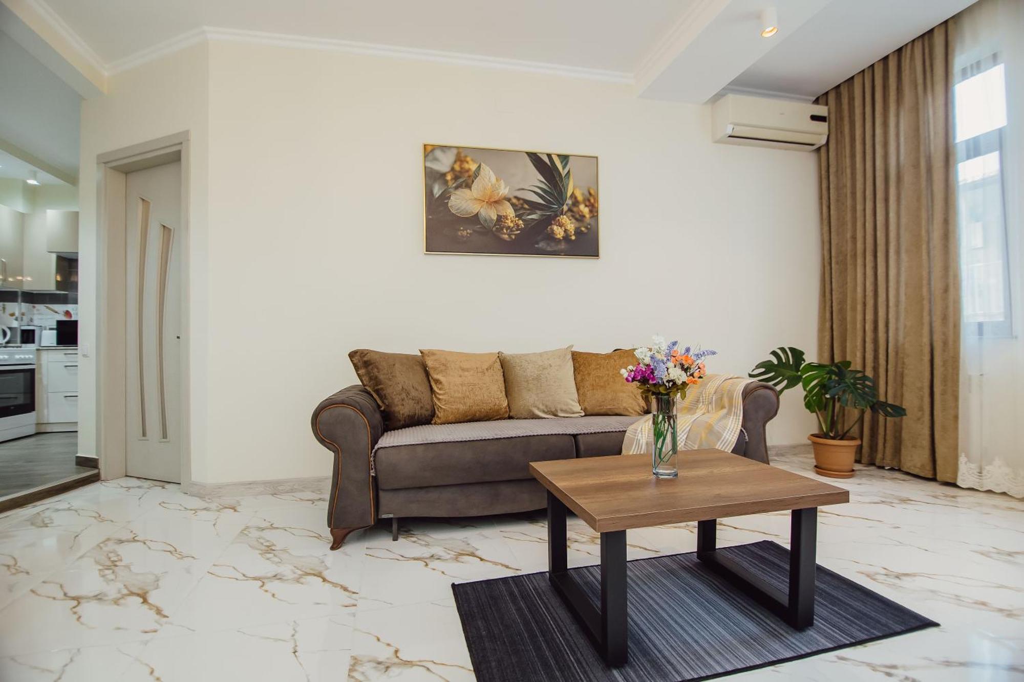 Ekaterine'S Apartments Μπατούμι Εξωτερικό φωτογραφία