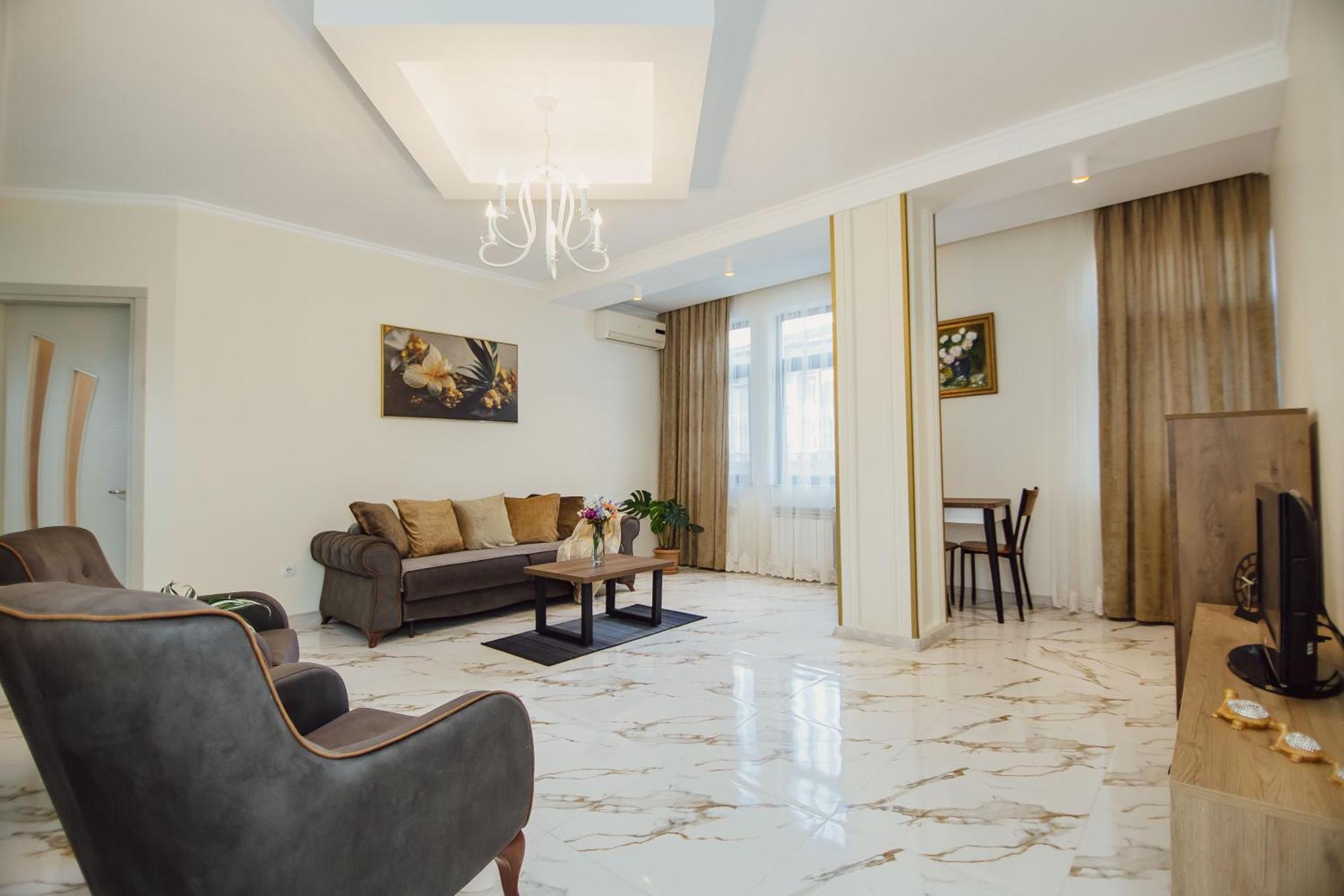 Ekaterine'S Apartments Μπατούμι Εξωτερικό φωτογραφία